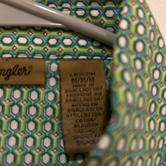Wrangler button down - Picture 2 of 2